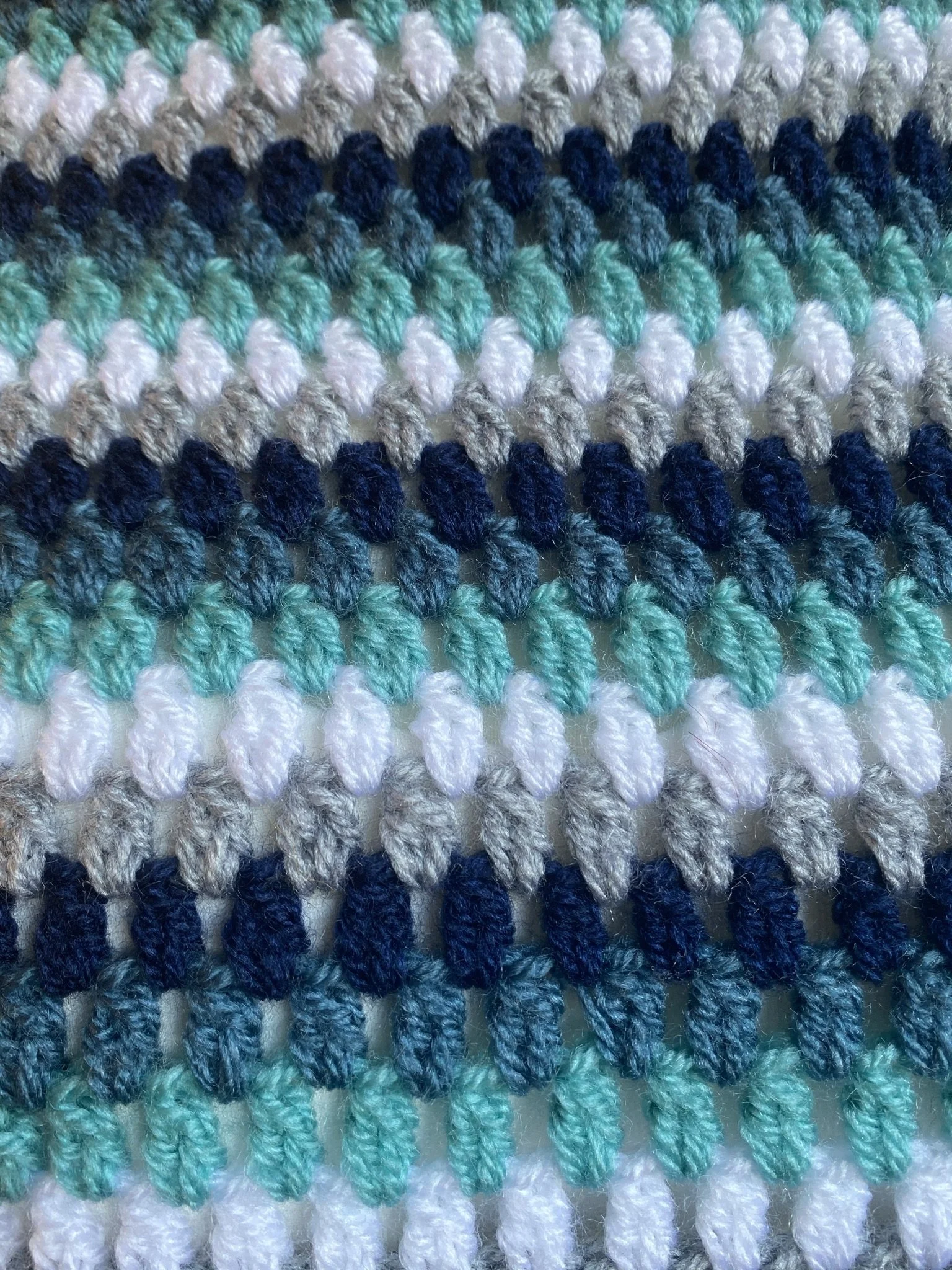Almond stitch