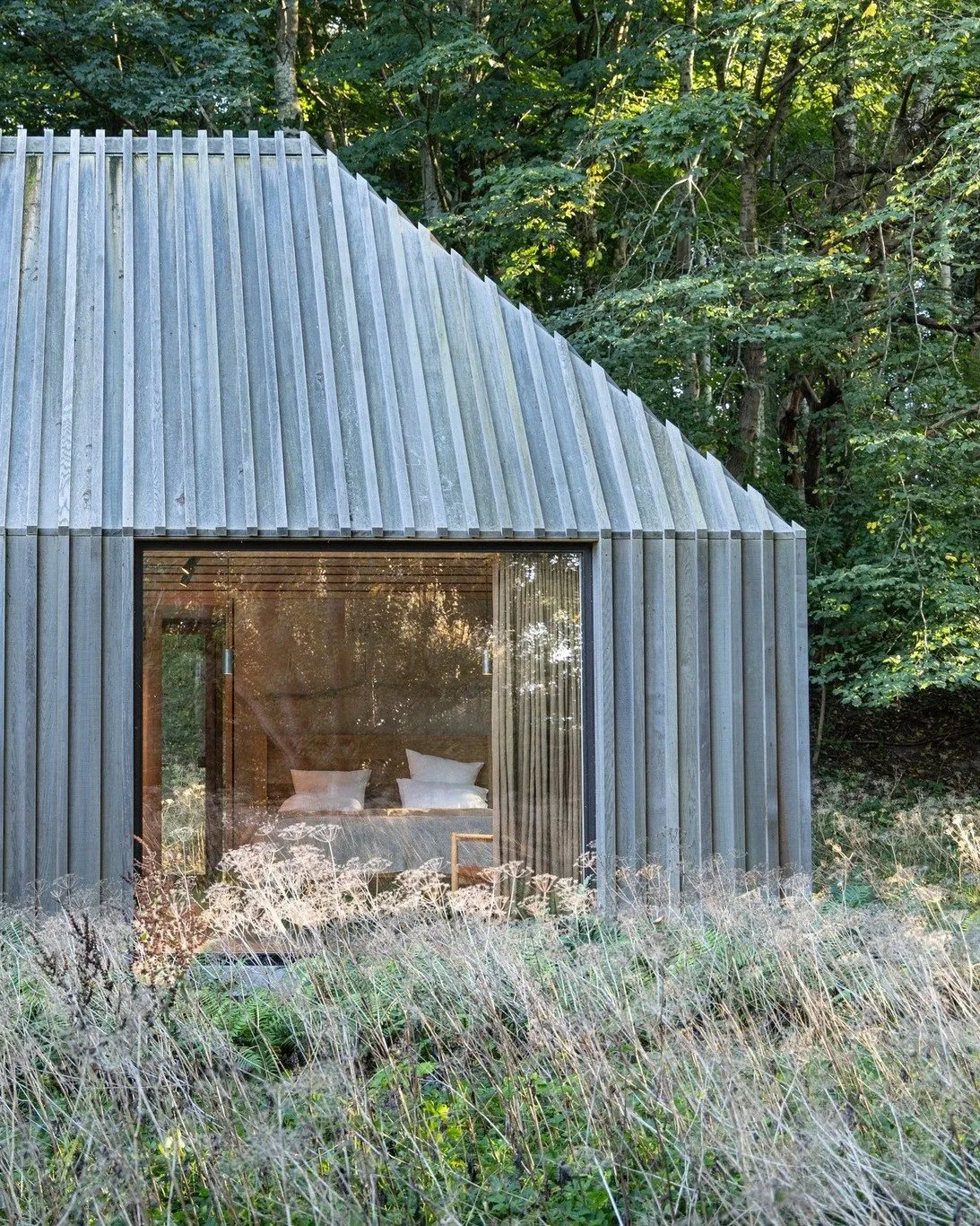 // CLUSTER HOUSE // 

"Set within a historically significant estate in Denmark, the Cluster House is the first of three new structures designed by Studio Marshall Blecher to replace a series of dilapidated farmworkers&rsquo; cottages that were o