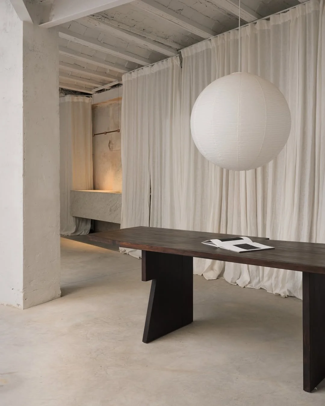 "Pasaje 94 (or Passage 94) is born with the idea of bringing design closer to everyday life, combining architecture study, exhibition space and specialty cafeteria in one place." 

Project: Pasaje 94, Valencia Spain
By: @pasaje94_projects 
