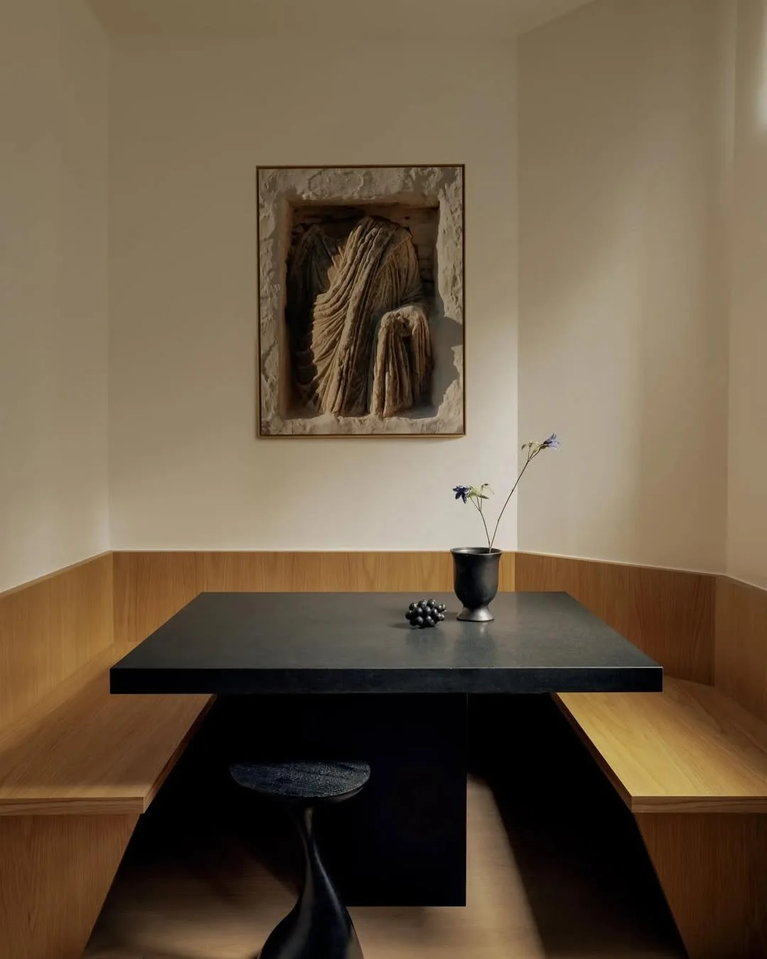 // La Muette duplex //

"This La Muette duplex is both radical in its lines and contrasts, yet deeply personal&hellip; shaped by the eye of an art and design collector."

Interior Design by: @leoschlumberger 
 Photo by: @amaurylaparra