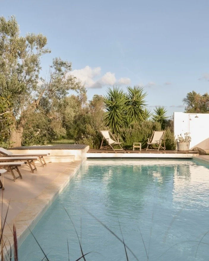 // Villa Castelluccio //

"At Villa Castelluccio you will find yourself at peace, in complete harmony with your surroundings... "

The holiday villa was designed by Studio Andrew Trotter, in collaboration with the owner and interior stylist