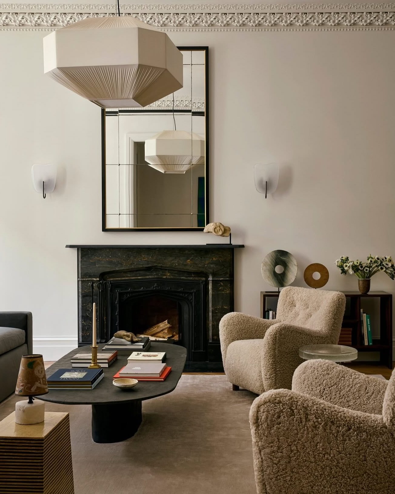 // Gramercy Townhome // 

"... A perfect marriage between classical architecture &amp; contemporary living."

Design by: @ashe_leandro 
Photos by@brettwoodwould
