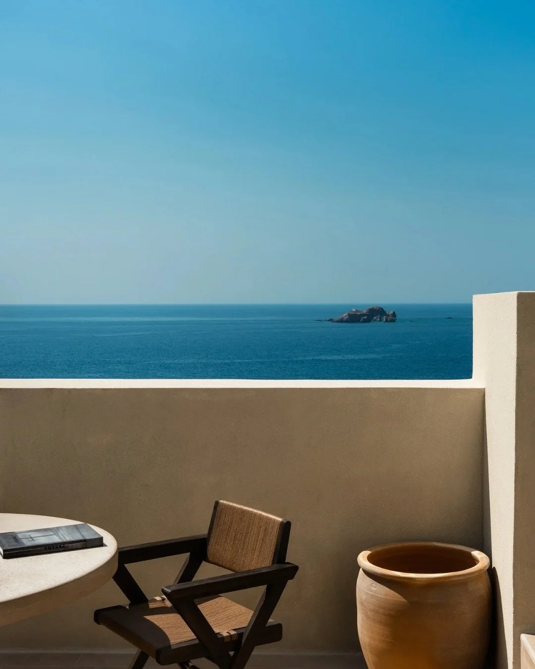 // LUURA // 
Luxury Hotel in Paros

"Its whitewashed buildings unfold across the clifftop landscape overlooking the Aegean, their thick walls and softened edges creating spaces that feel carved rather than assembled..." 

Exterior Architect