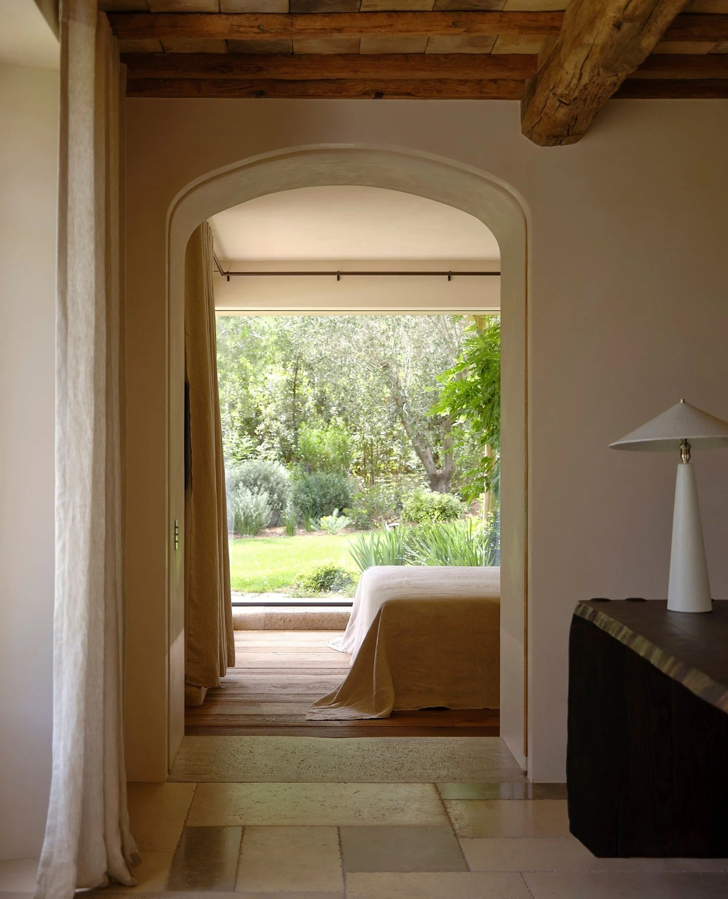 // Villa Les Jours Heureux // 

&ldquo;The client desired an aesthetic subtly inspired by Greek and Proven&ccedil;al charms, opting for a fresh, monochromatic, and modern style rather than a traditional one,&rdquo; words by Sophie Lewis

Design by: @