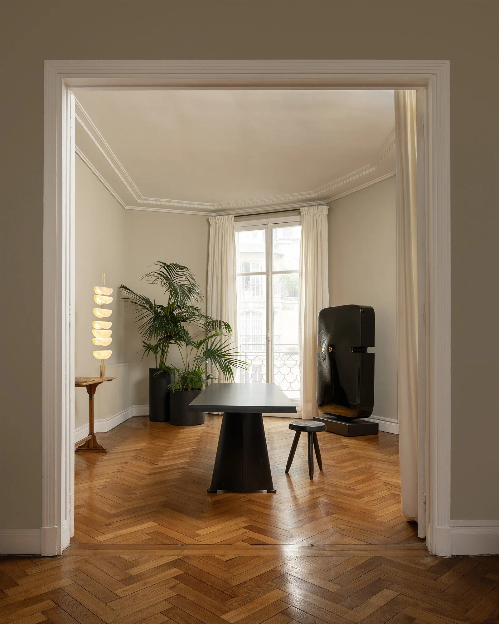 galerie delmaire, jean prouvé, charlotte perriand, paris