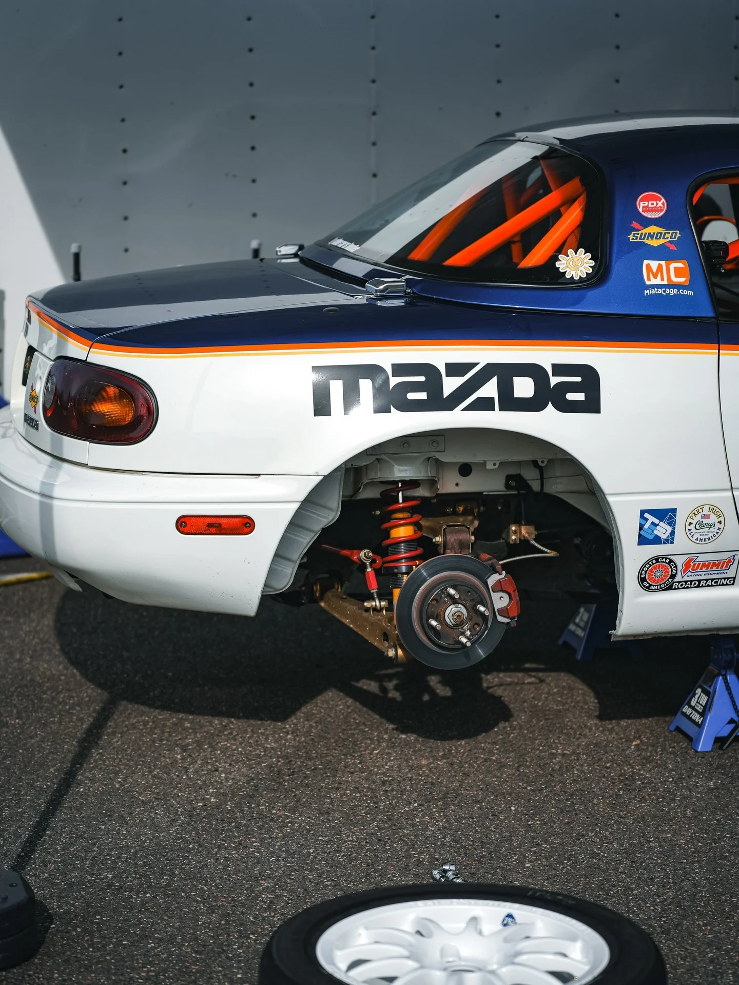 No bedding needed. New pads are ready to go after an out-lap.

No wasted bedding session. And no special process. Install your pads and have confidence in session 1. 

#cobaltbrakes #brakepads #racingbrakes #motorsports