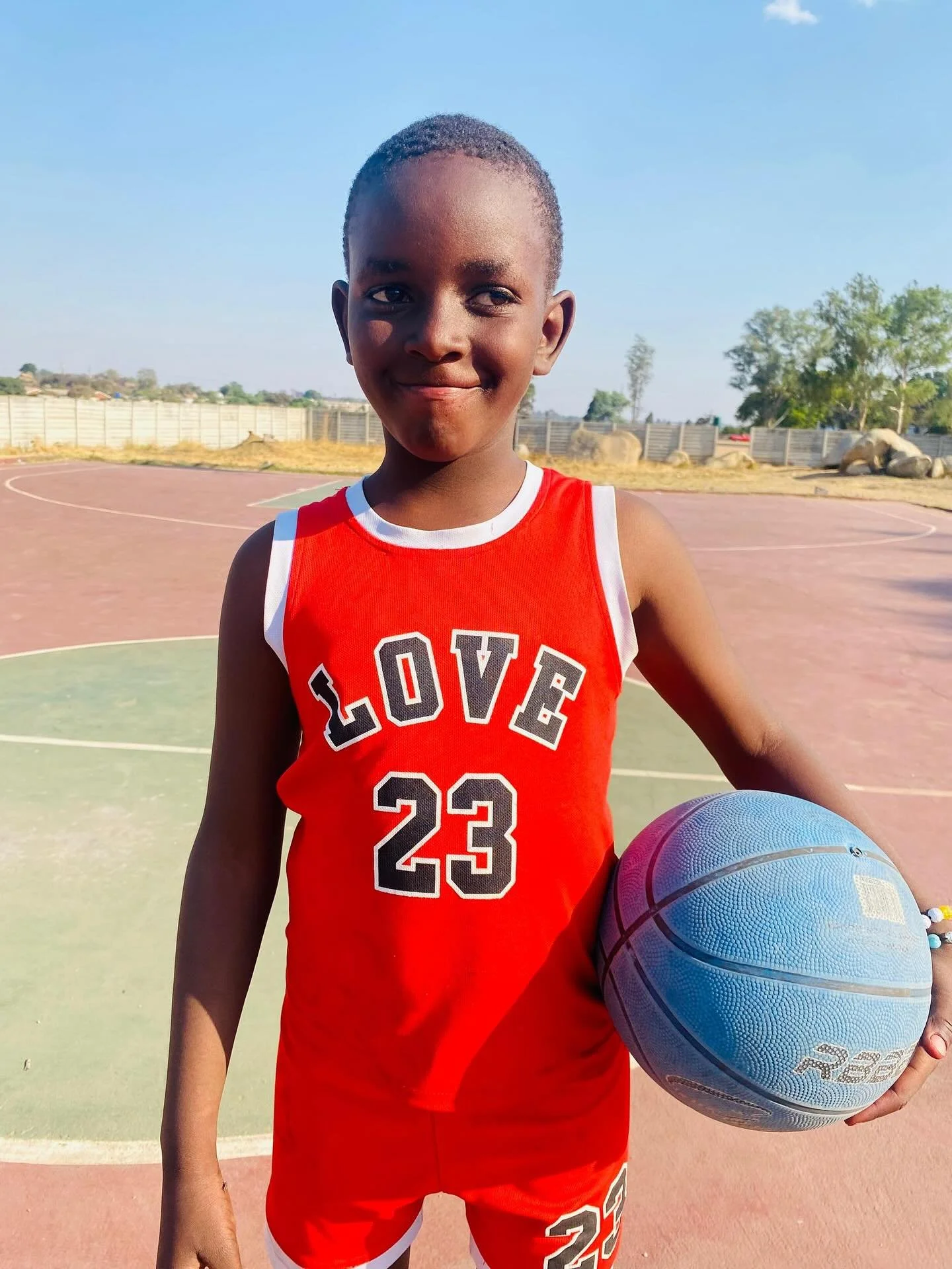 For the love of the game and your teammates! 
.
.
#ubuntu #hoops4hope #team #basketball #friendship #teamwork