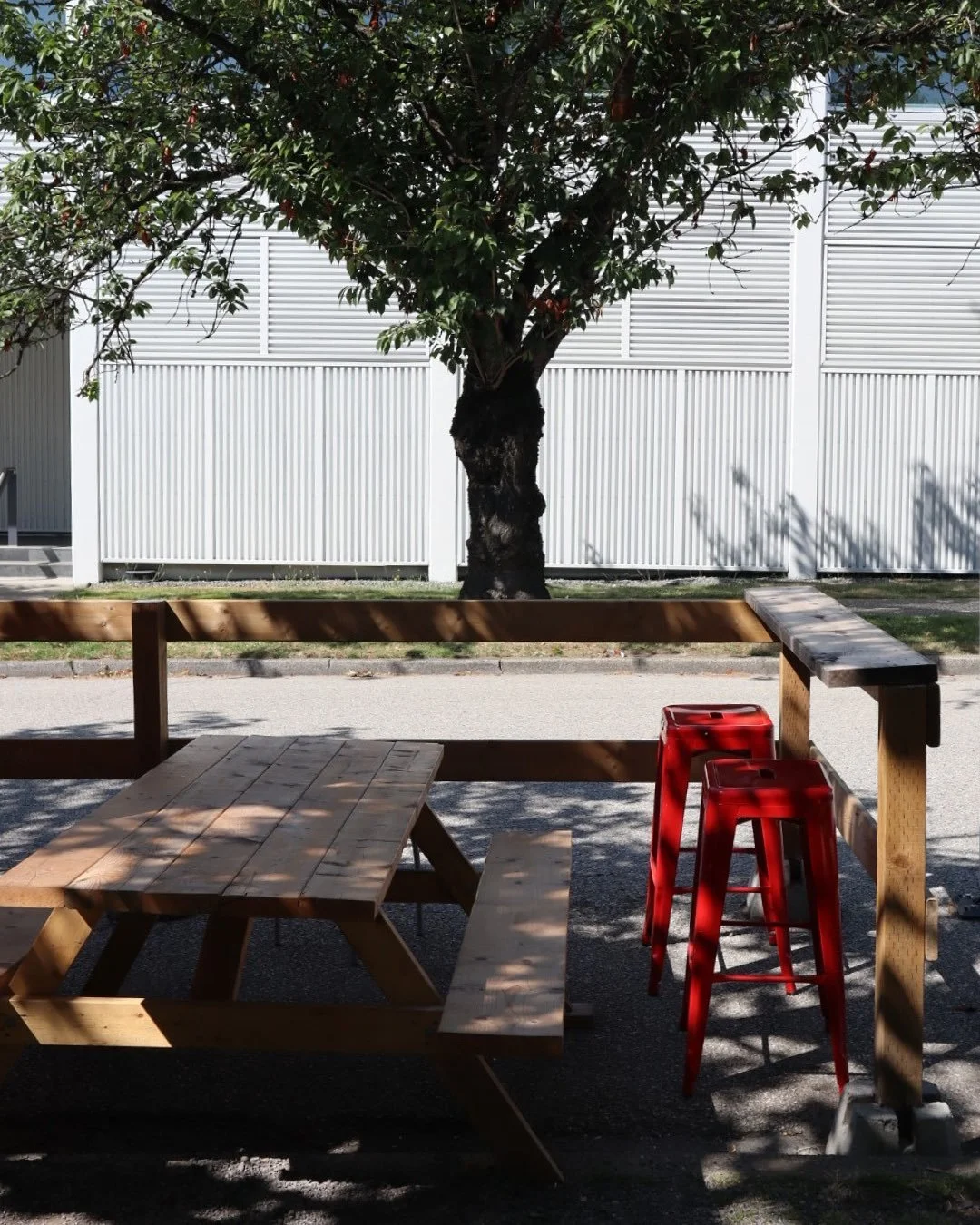 Patio season sadly is wrapping up on October 31st.
Bundle up and get out there to enjoy the sunshine and possibly your last patio beers of the year!
#VanCraftBeer #KitsilanoCraftBrews #VancouverCraftBeer #CraftBeerYVR #VancouverBrewery #CraftBeerVa