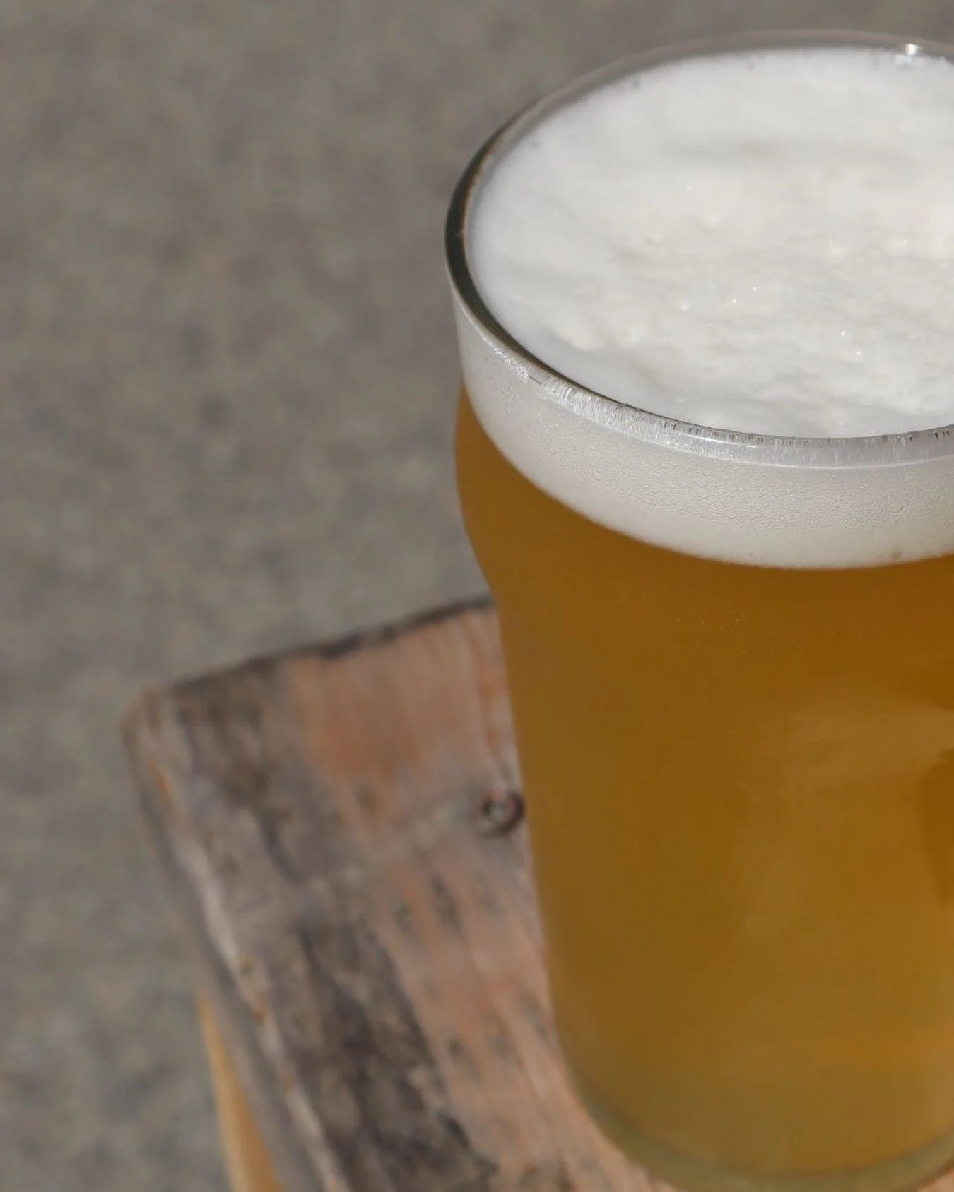 We&rsquo;ve released so many new beers lately&hellip; it would be a shame if you didn&rsquo;t stop by and give them a try!

Newly released [on tap &amp; in cans]
- Irish Red Ale
- Stout
- Vienna Lager 

Open today 12-11pm 😎

#VanCraftBeer #Kitsilano