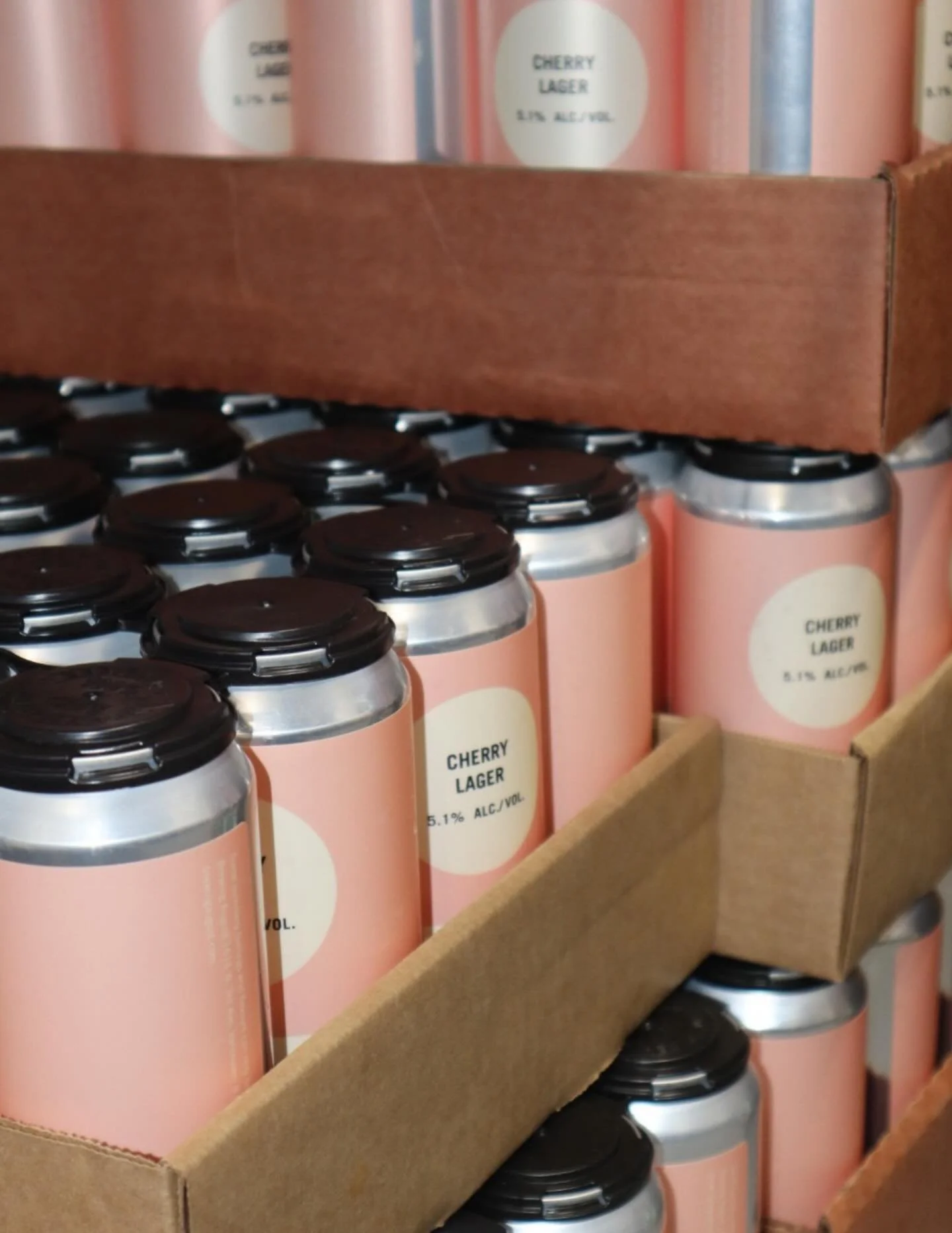 Does your Valentine prefer beer over flowers? 

A four-pack of Cherry Lager is a perfect alternative for your non-traditional Valentine this year.

Swing by to grab your gift before Saturday! 

🍒💞