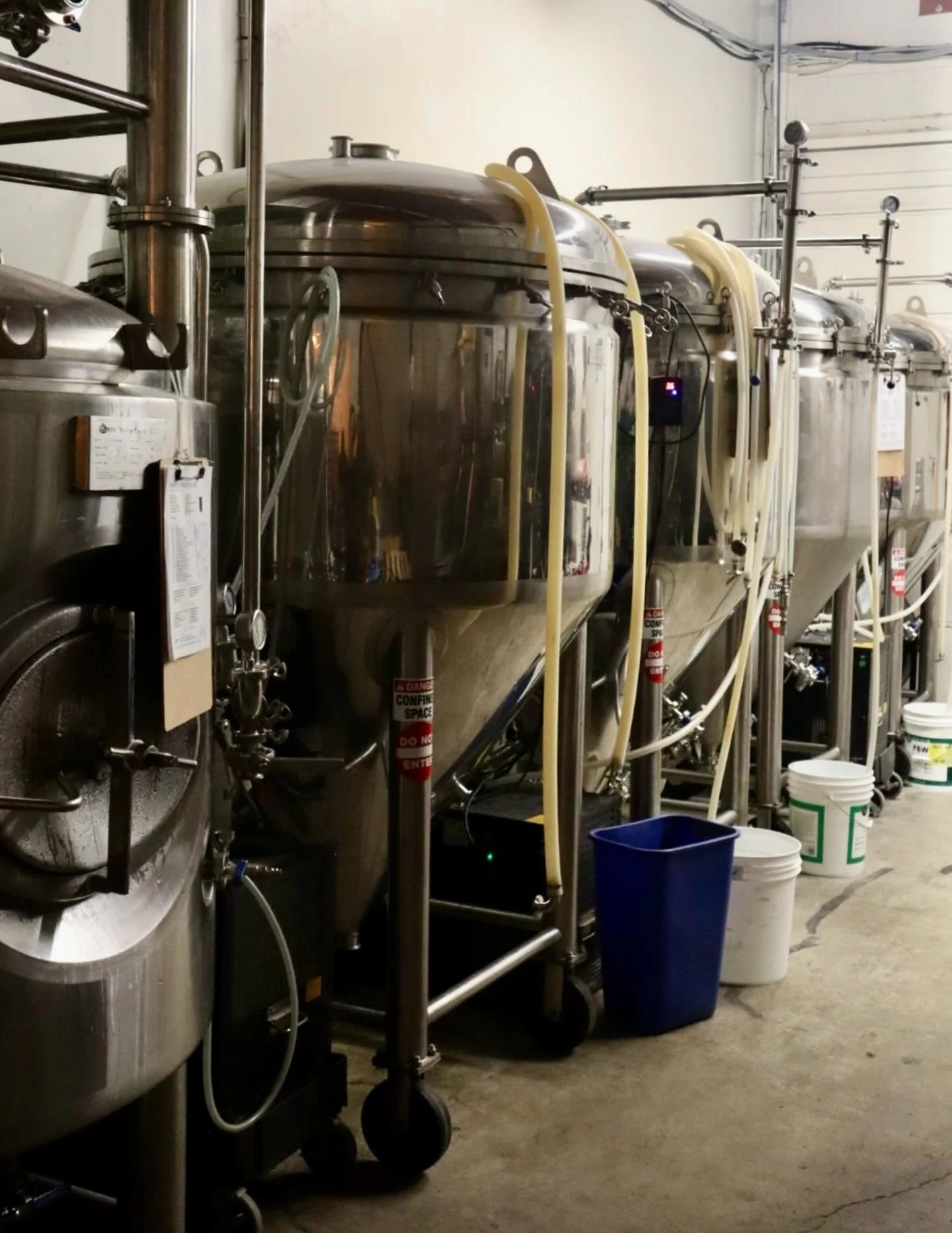 Great things in shiny containers 🫙 ✨

We&rsquo;re always brewing fresh batches and tapping cold beers. Plan a weekend visit to Kits and stroll through for some tasty beer selections. 

See you soon!!!