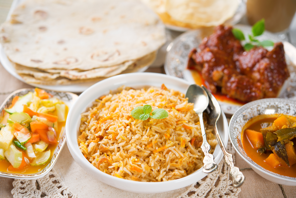 Proper Pakistani Dining Etiquette and Its Unwritten Rules