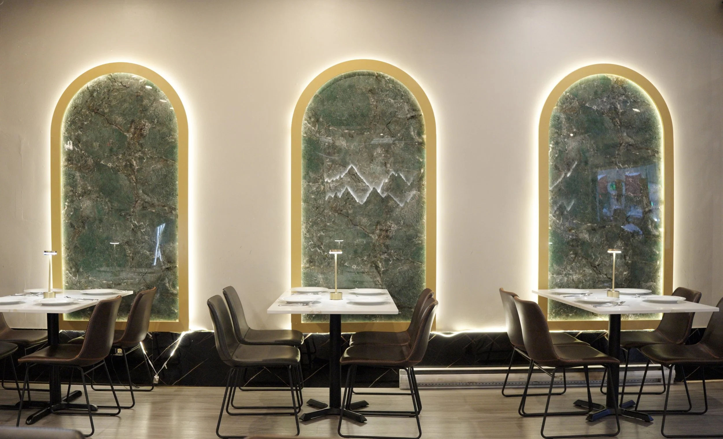 Beautiful Arch Designs to soothe your dining experience