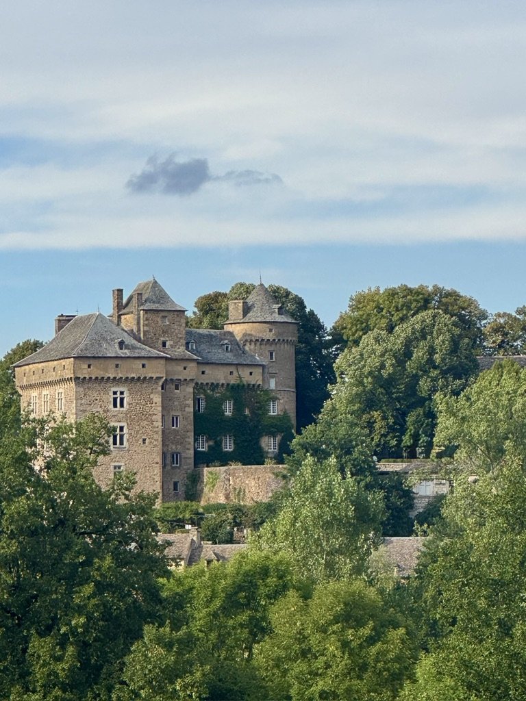 c'est beau chez toi | Village Life in Montrozier 