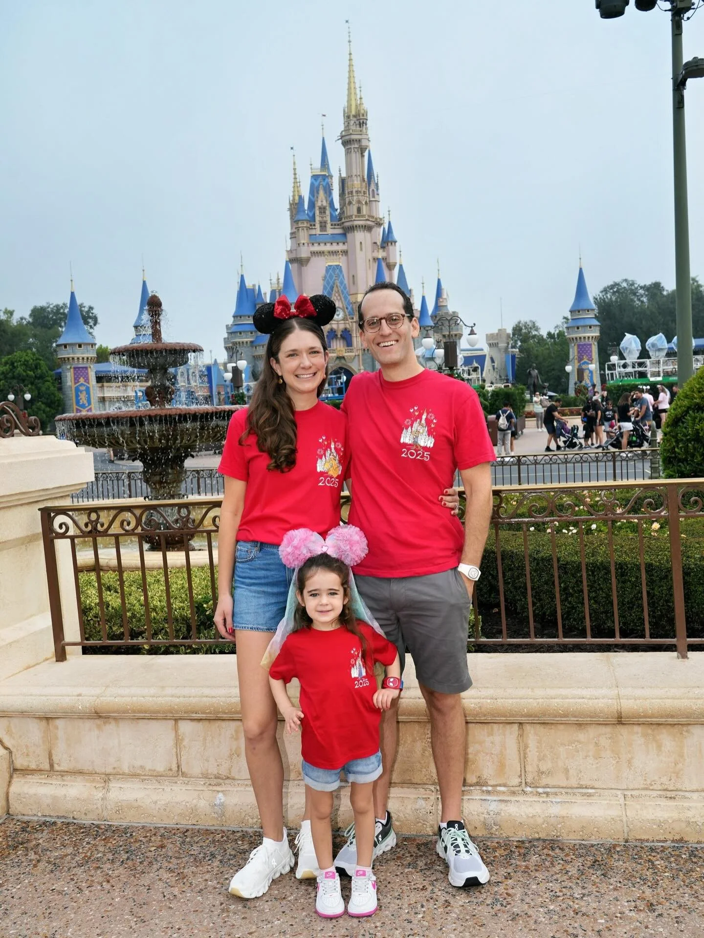 The MOST magical week full of cousins, castles, Christmas, princesses and pixie dust! Thanks to Lala and Papa for the best trip ever!! When do we go back?!