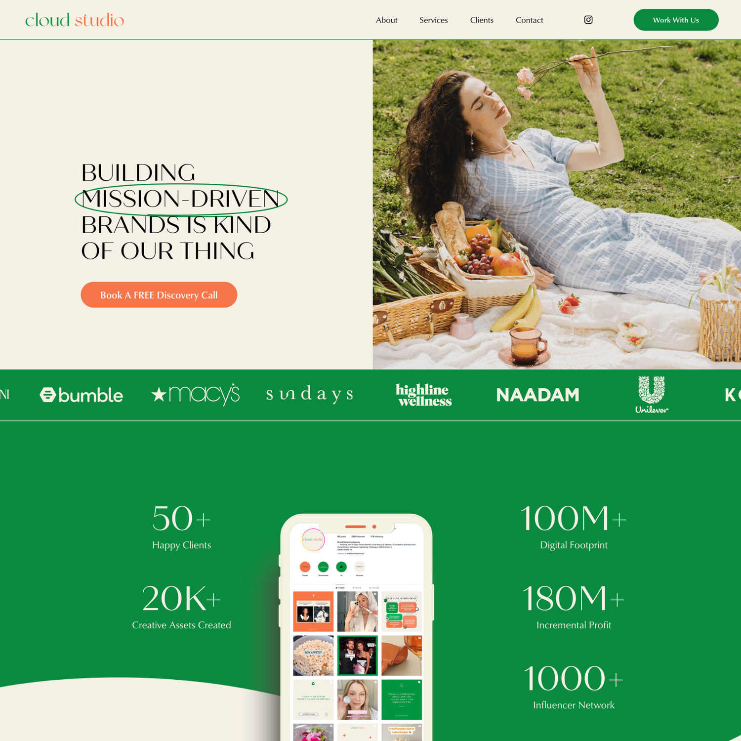 Custom+Squarespace+website+Design+for+Social+media+agency.webp