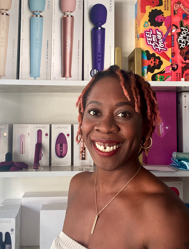#380 Sex on the Road and Oversees - with Tracy Felder