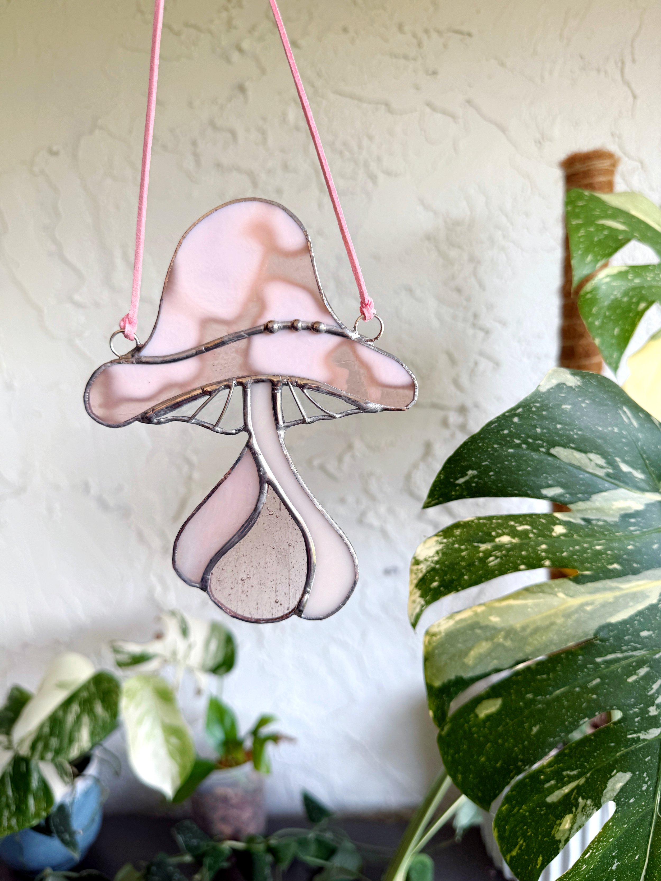 Pink Mottled Stained Glass Mushroom