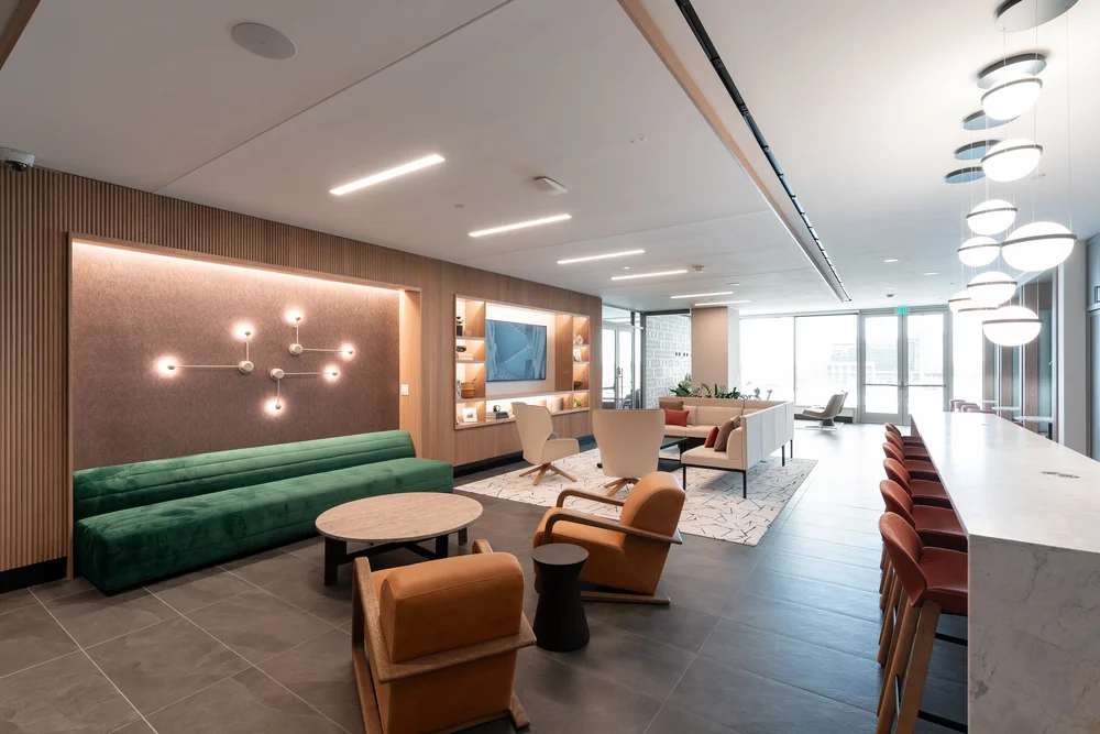 301 Raleigh Crossing — PMC Commercial Interiors