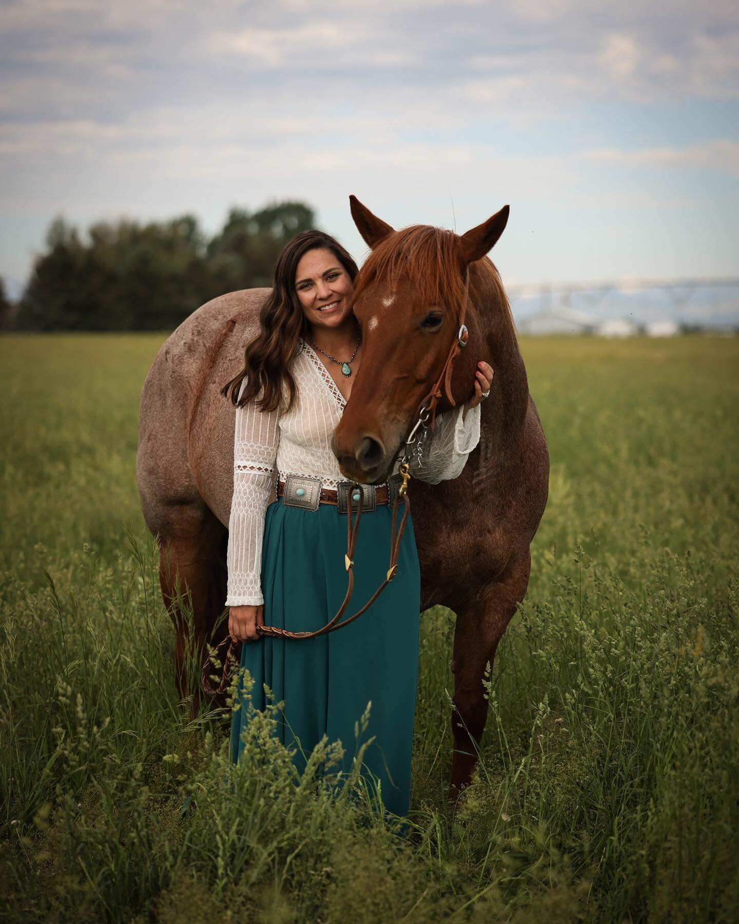 Mare Monday love ❤️

#strawberryroan #redroan #maremonday #mare #marepower #girlpower #cowgirl