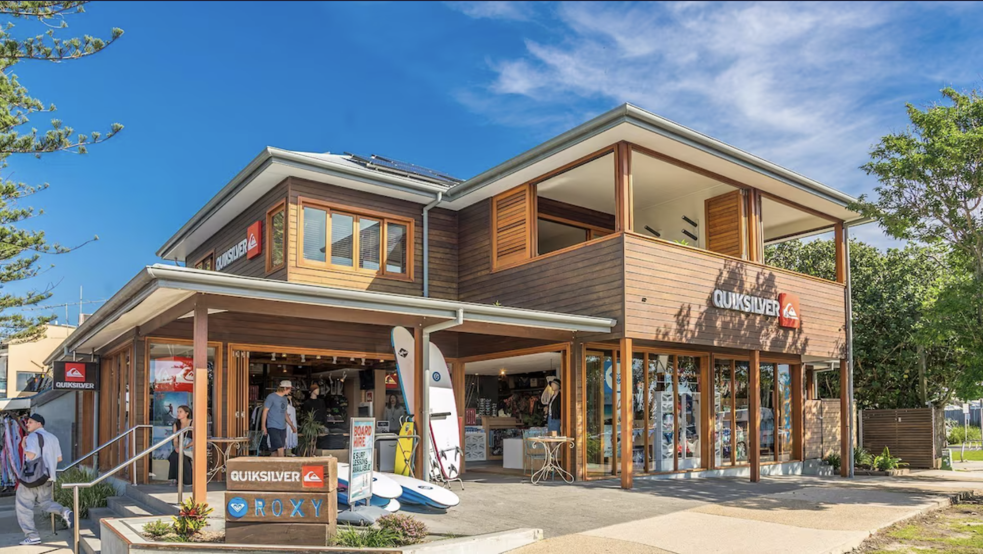 Quiksilver & Roxy Byron Bay