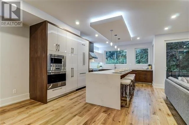 Int Kitchen area.jpg