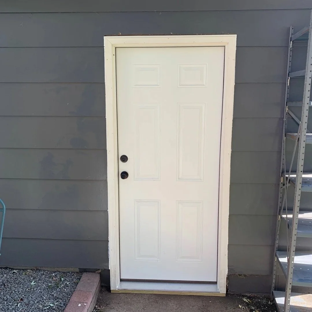 Upgrading or adding exterior doors isn&rsquo;t just about looks - it&rsquo;s about boosting security, energy efficiency, and accessibility 

#exteriordoors #handyman #upgradeyourhome
