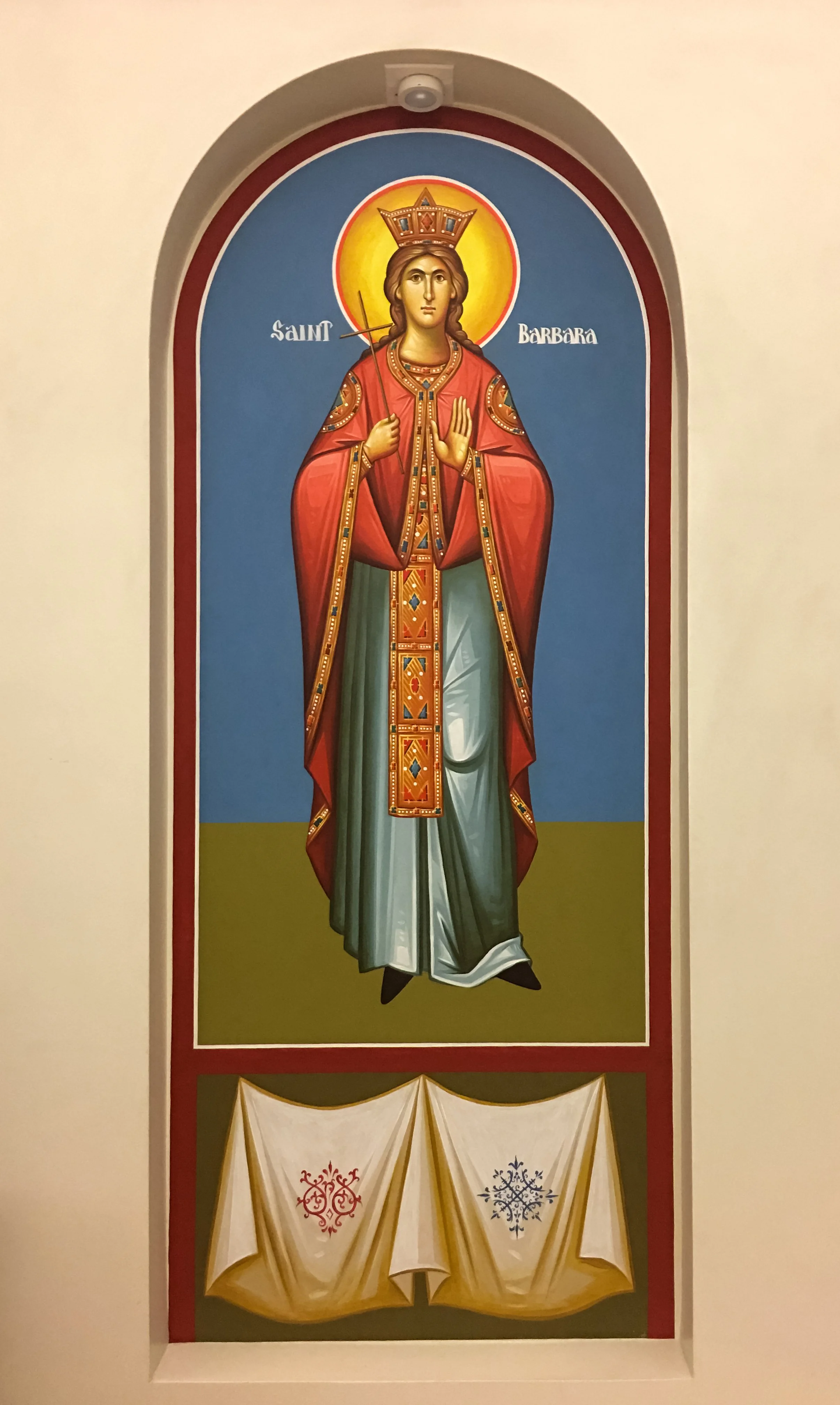 20181118-St Barbara full standing Scottsdale IMG_8683 copy.jpg