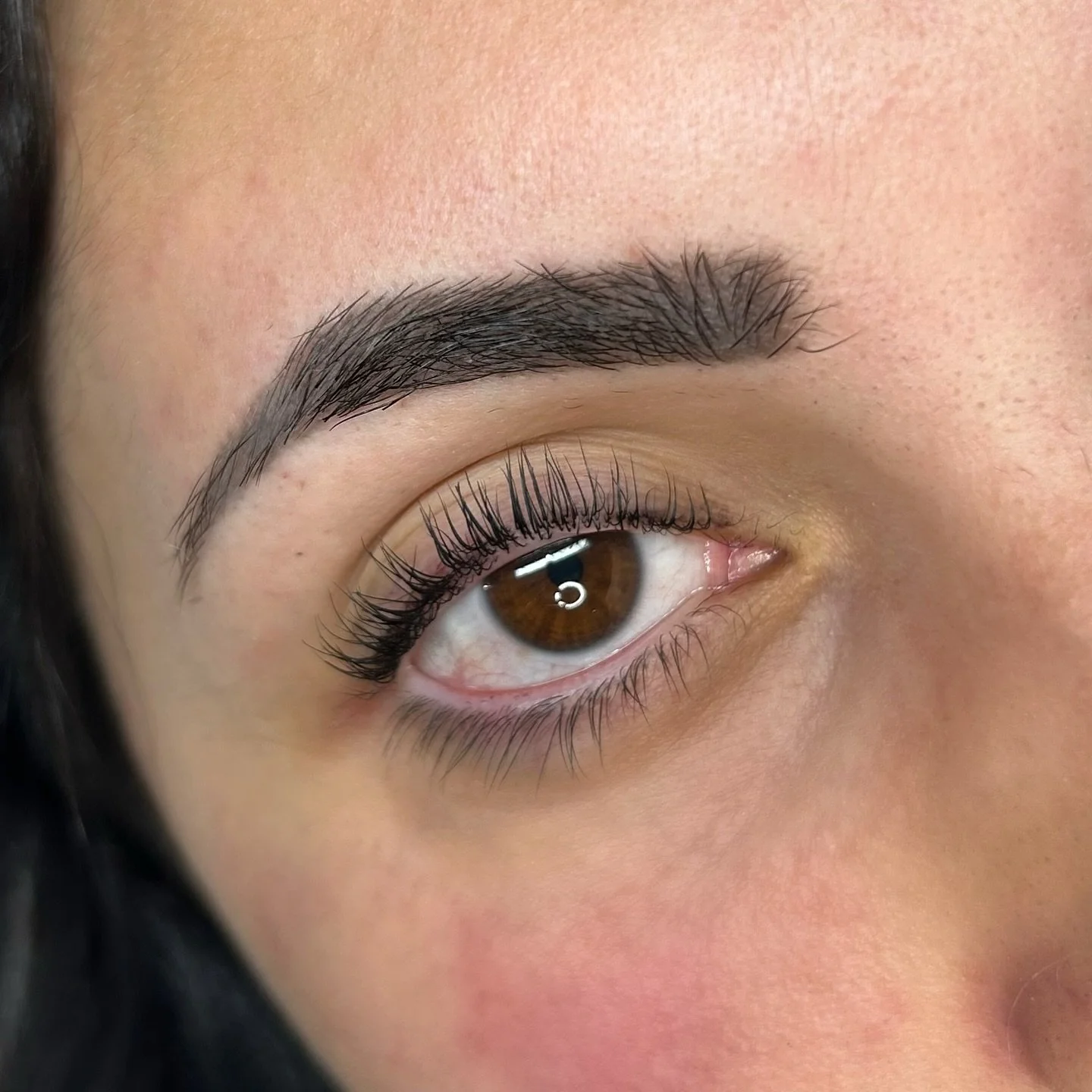 Short straight lashes lifted to the sky ☁️

You&rsquo;d be surprised how magical lash lifts are, even the short mighty lashes will curl upwards ✨
_________
🤍 Done by Joey $80 Lift &amp; Tint
📆 Black Friday Promo Nov 23-29