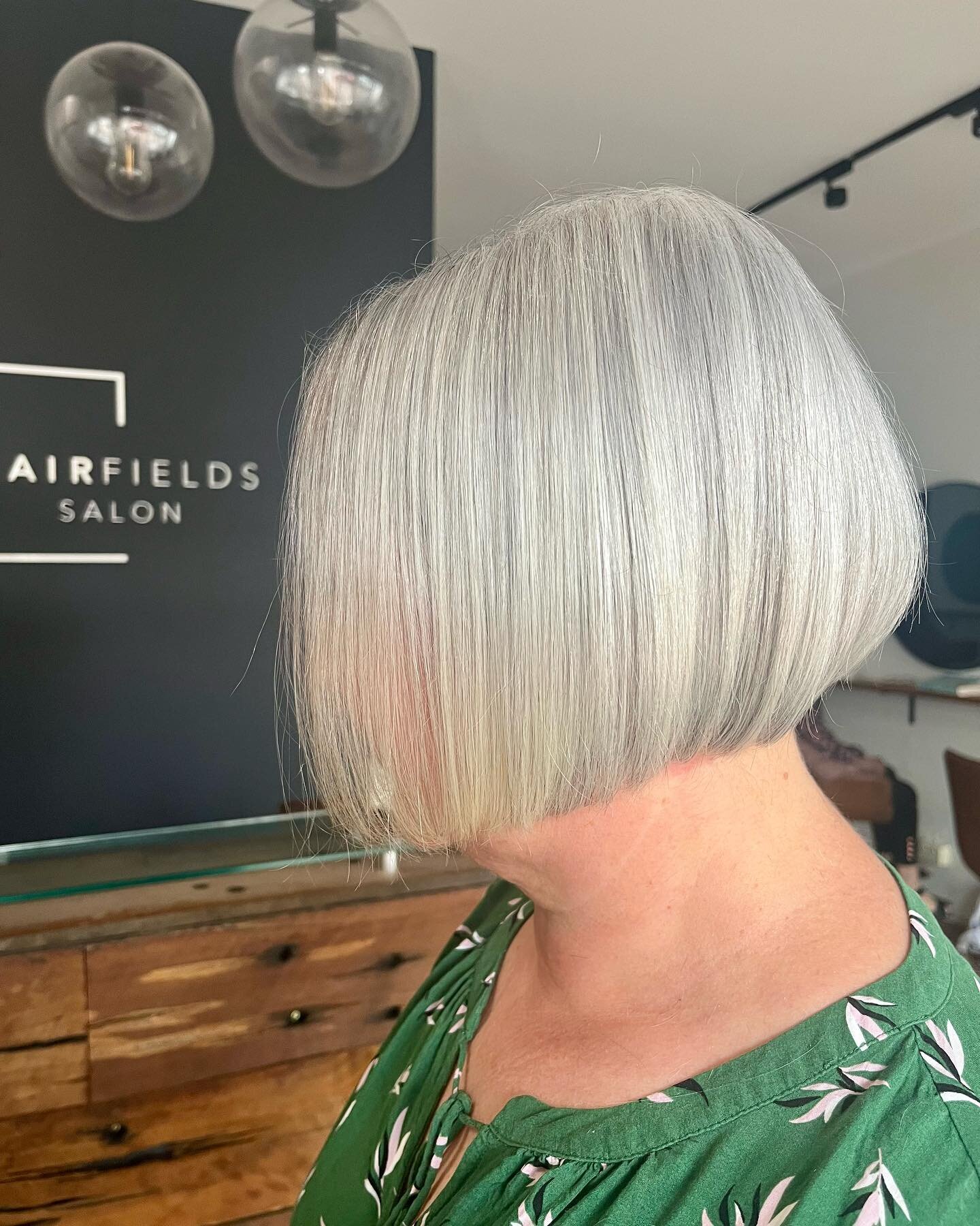 We do love a great BOB ❤️❤️ Thanks @denifowle  Cut by Victoria . We would love to take credit for this colour but it's natural !! #hairfieldssalon #kirraweesalon #bobhaircut