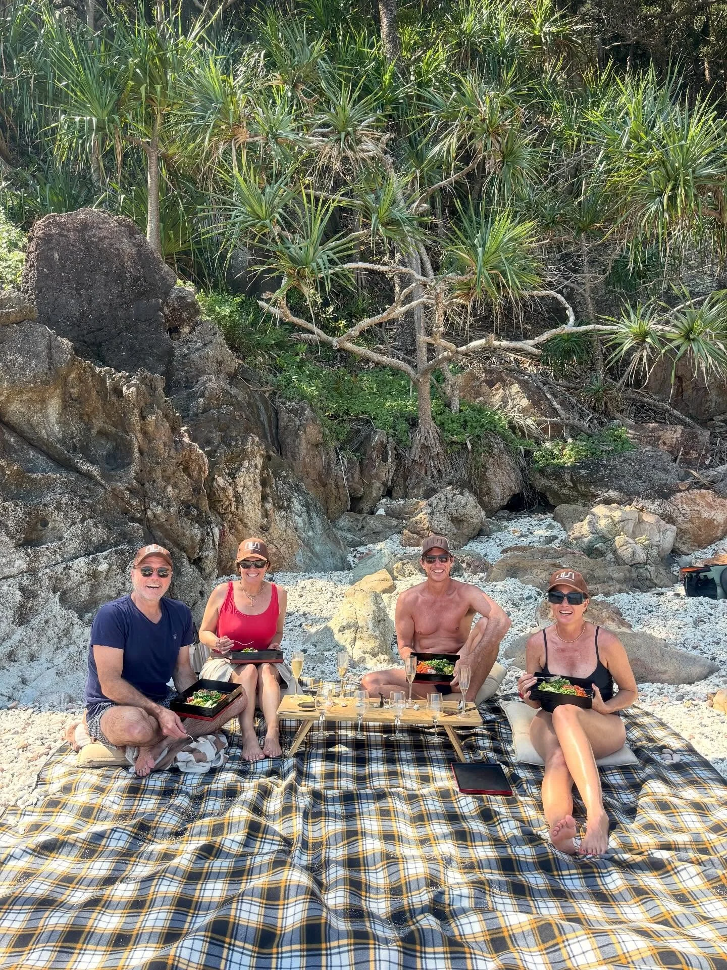 Pok&egrave; bowls on your own private beach? Chilled champagne delivered straight to you? Water toys at your reach? 
That&rsquo;s the Nisi experience 🛥️