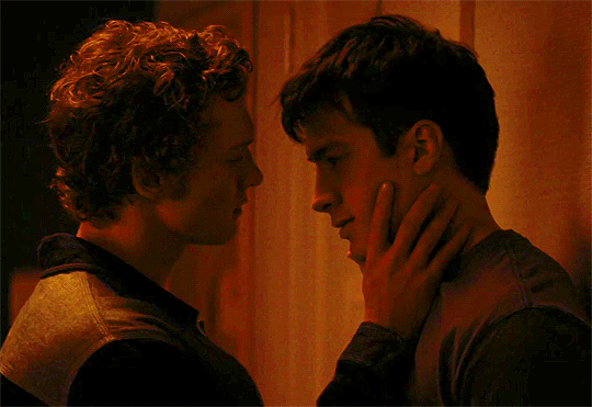 Ilya kisses Shane for the first time in episode 1