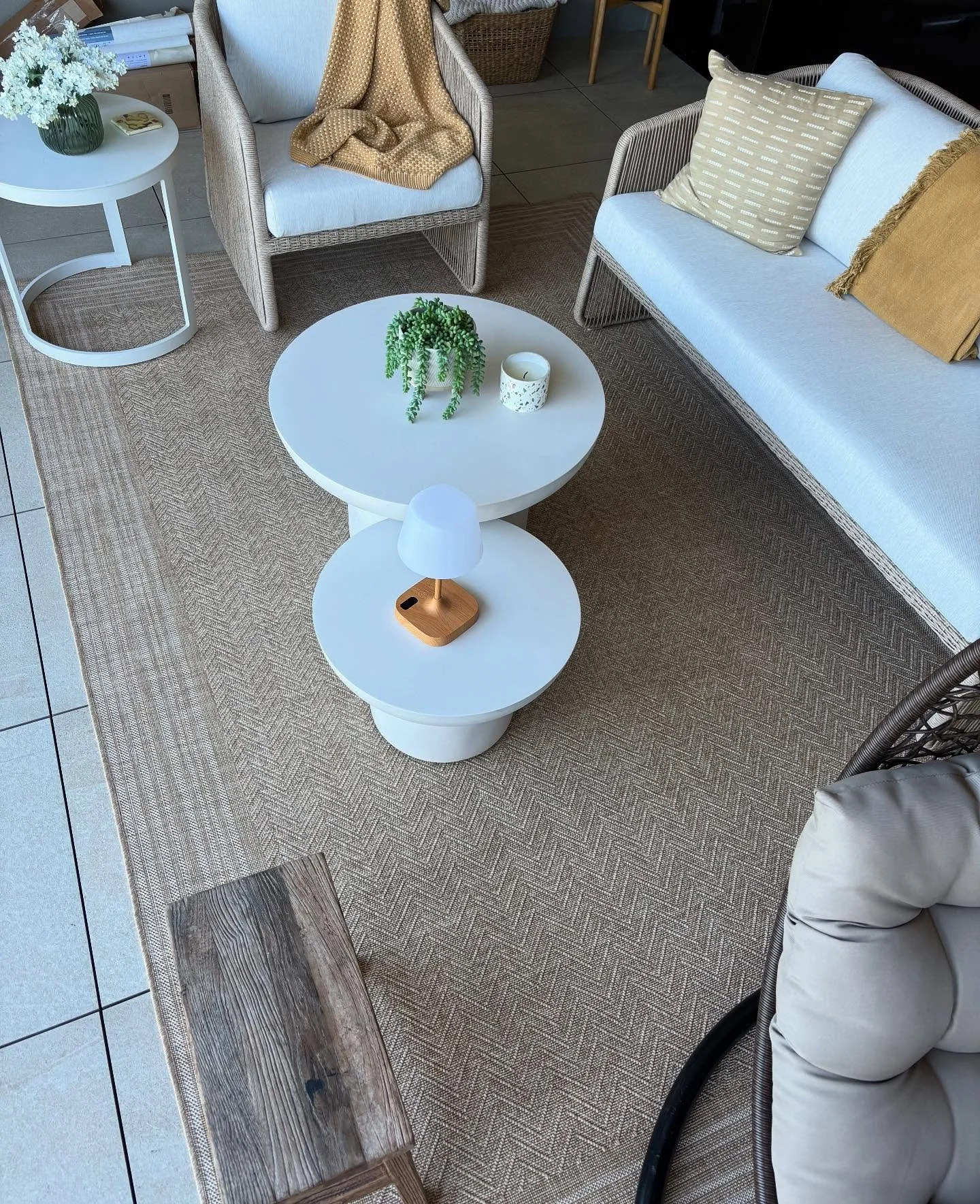 .
The ROTTNEST RUG looking very relaxed & comfortable in its new home
Sizes available
160 x 230 $ 399
200 x 230 $ 555
240 x 340 $ 750
Available INSTORE @empire.revival Paddington Q
OR give me a call
Jo 📞0411475349
.
#outdoorrugs
#washablerugs 
#