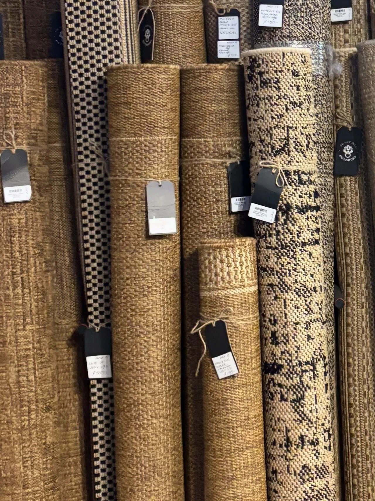 .
✨ You won&rsquo;t believe it&rsquo;s not the real thing&hellip;
Our ultra-realistic FAKE organic-look rugs are here &mdash; and they&rsquo;re fooling everyone. 👀

✔ Totally washable (because life happens)
✔ No shedding (ever)
✔ Soft underfoot but 