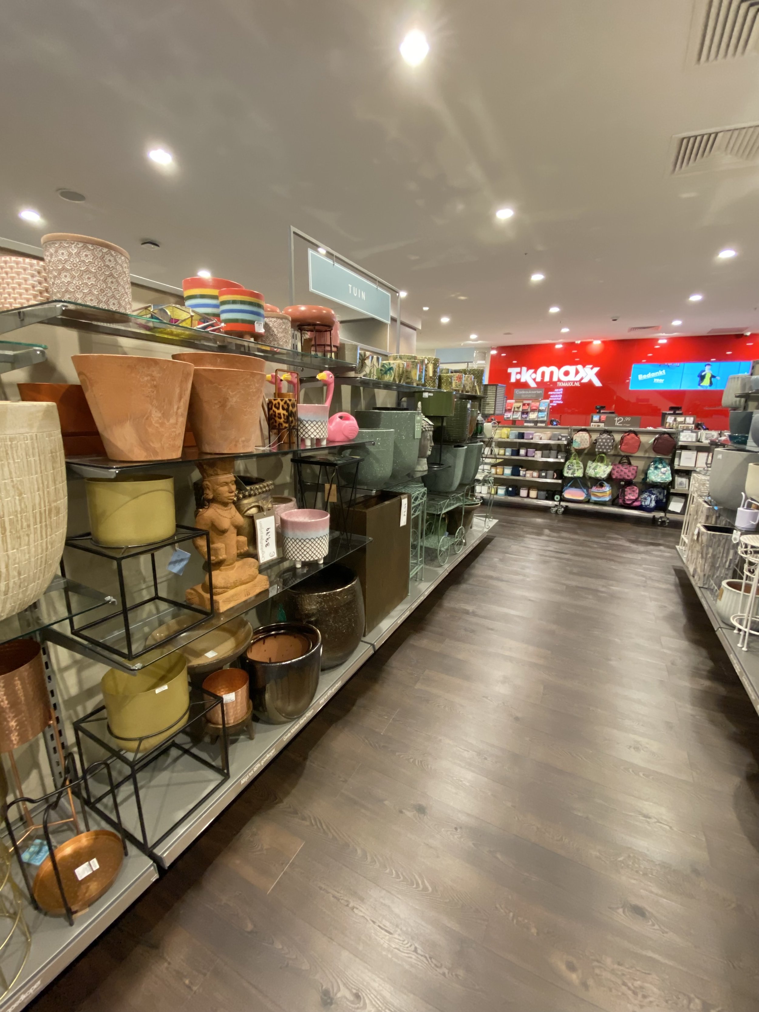A new TK Maxx opened up in Amsterdam and it's super wheelchair-friendly —  Able Amsterdam