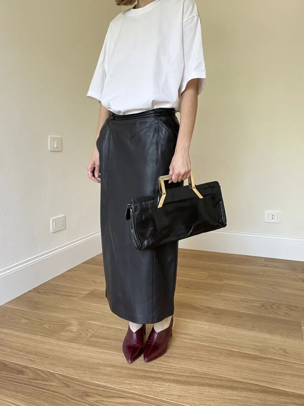 Gonna lunga a matita vintage in pelle nera — Velvet Vintage