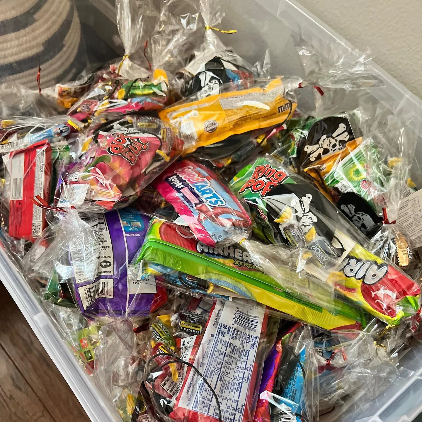 We have about 400 unclaimed doubloon bags and 2 unclaimed medallion booty bag rewards. If we have an additional gold return day, would you be interested.