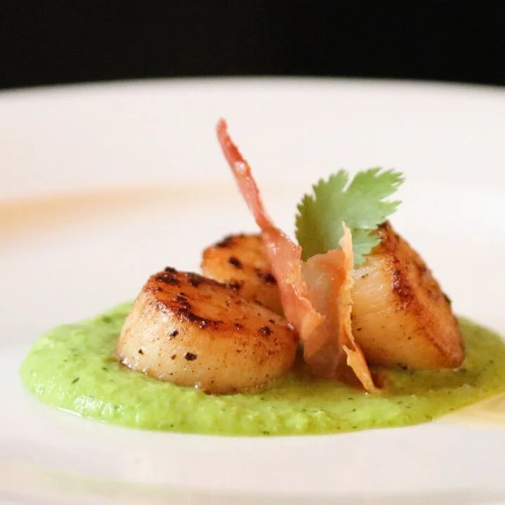 Pan seared scallops.jpeg