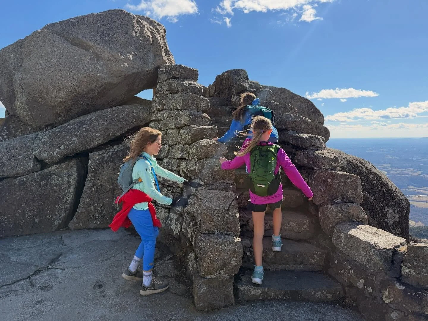 583935252_18053105348654184_8632878903022244362_n.jpg