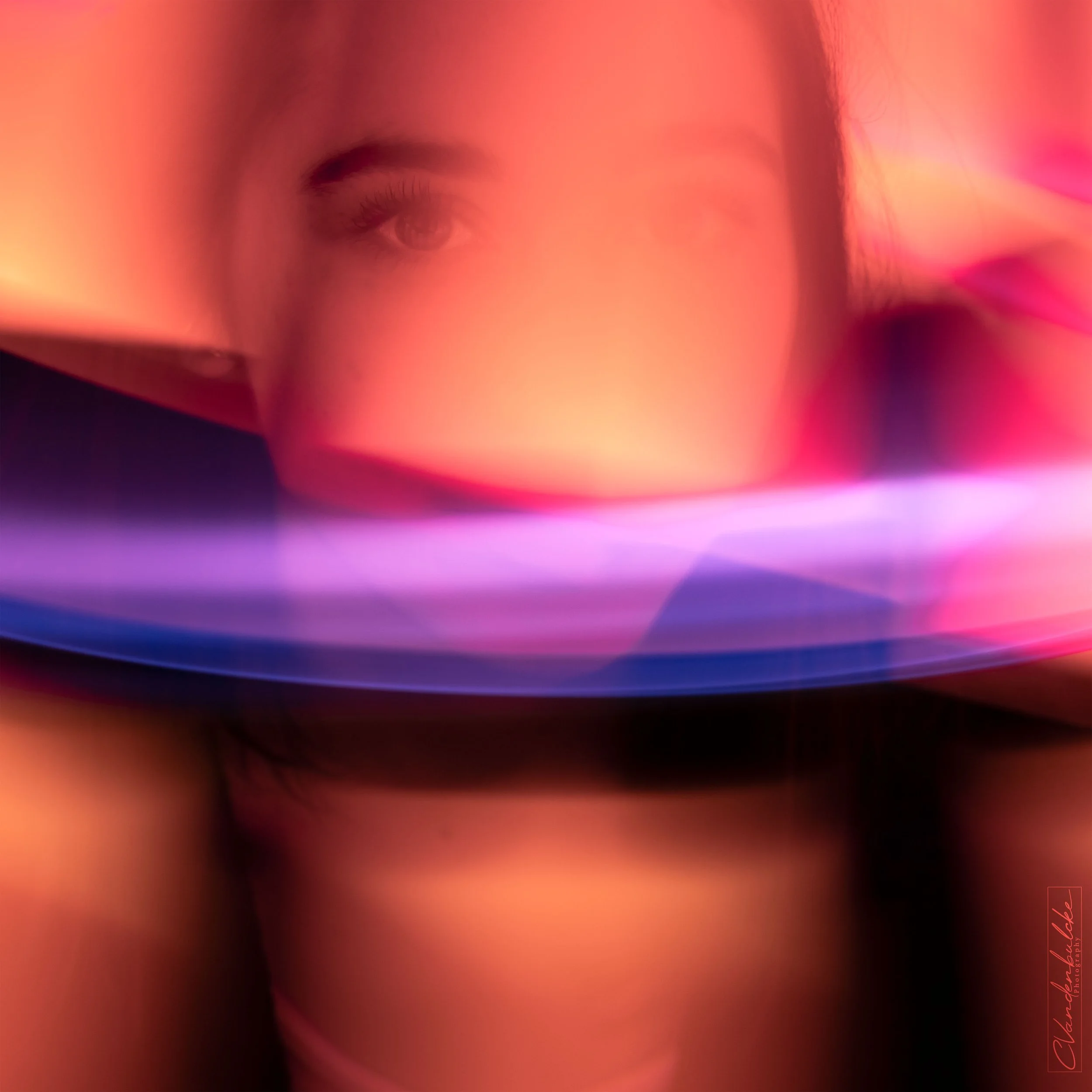 20-11-13_Abstract1_DSC03786.jpg