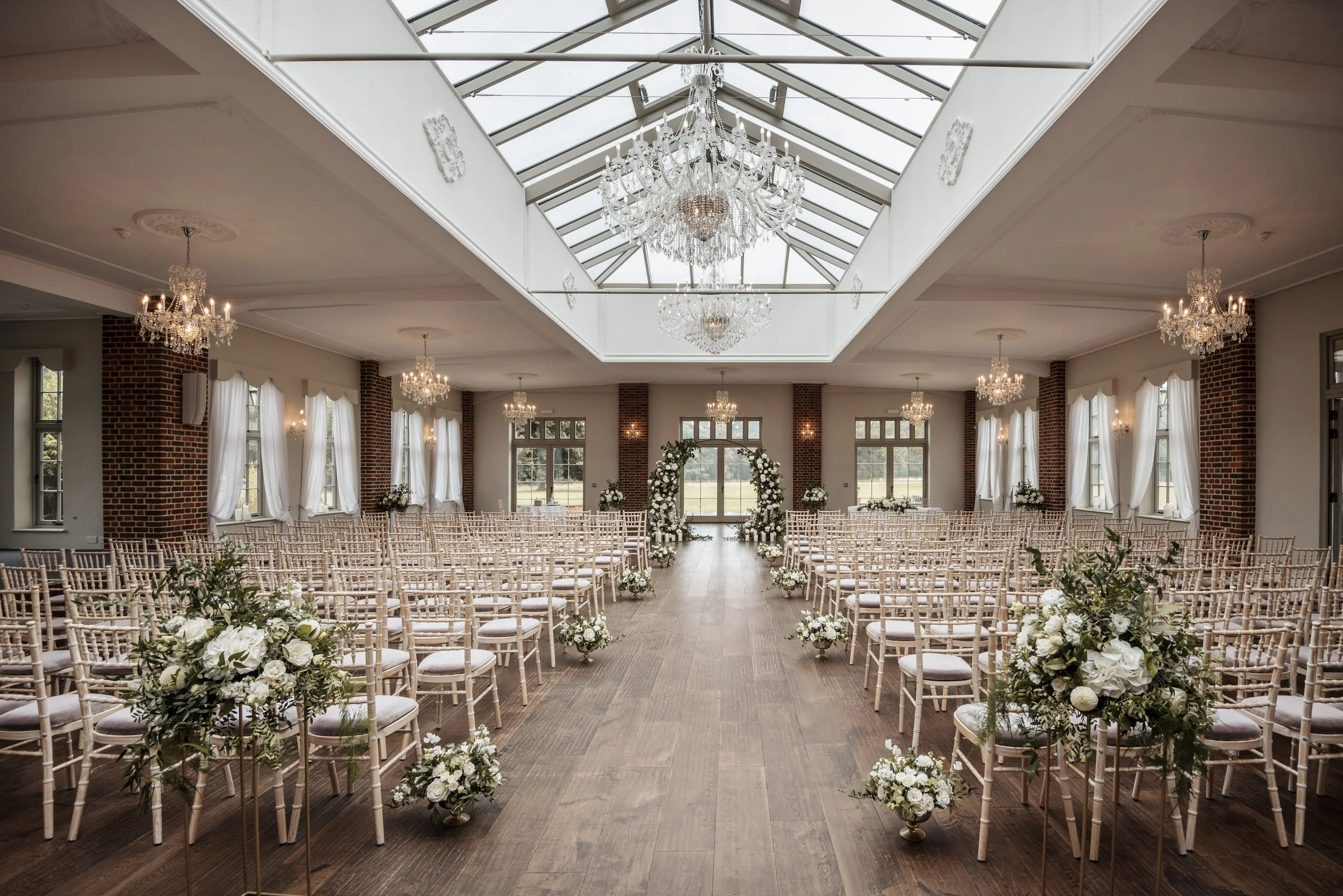 Wedding Florals at the beautiful Offley Place