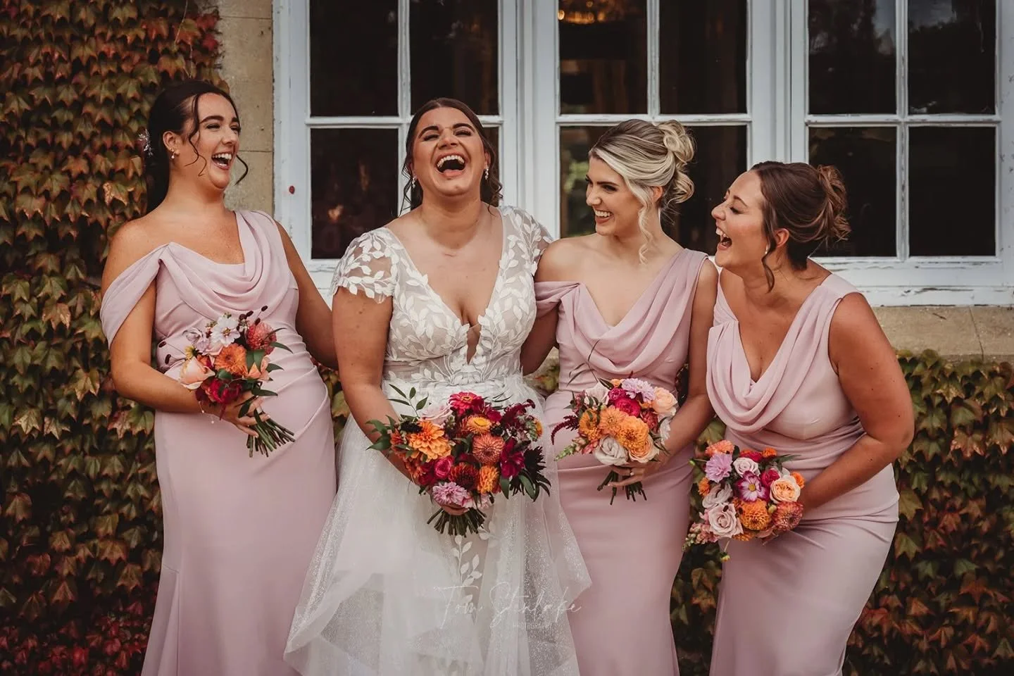 Orange &amp; pinks with hints of dusky rose tones to compliment the bridesmaids dresses. Loved this combo 😍

Photo  @tomstenlakephoto
Venue @offleyplace 
Hair @beckys_hairdressing
Mua @lisacritchley_makeupartist
Dress @purecouturebridal

#bridesmaid