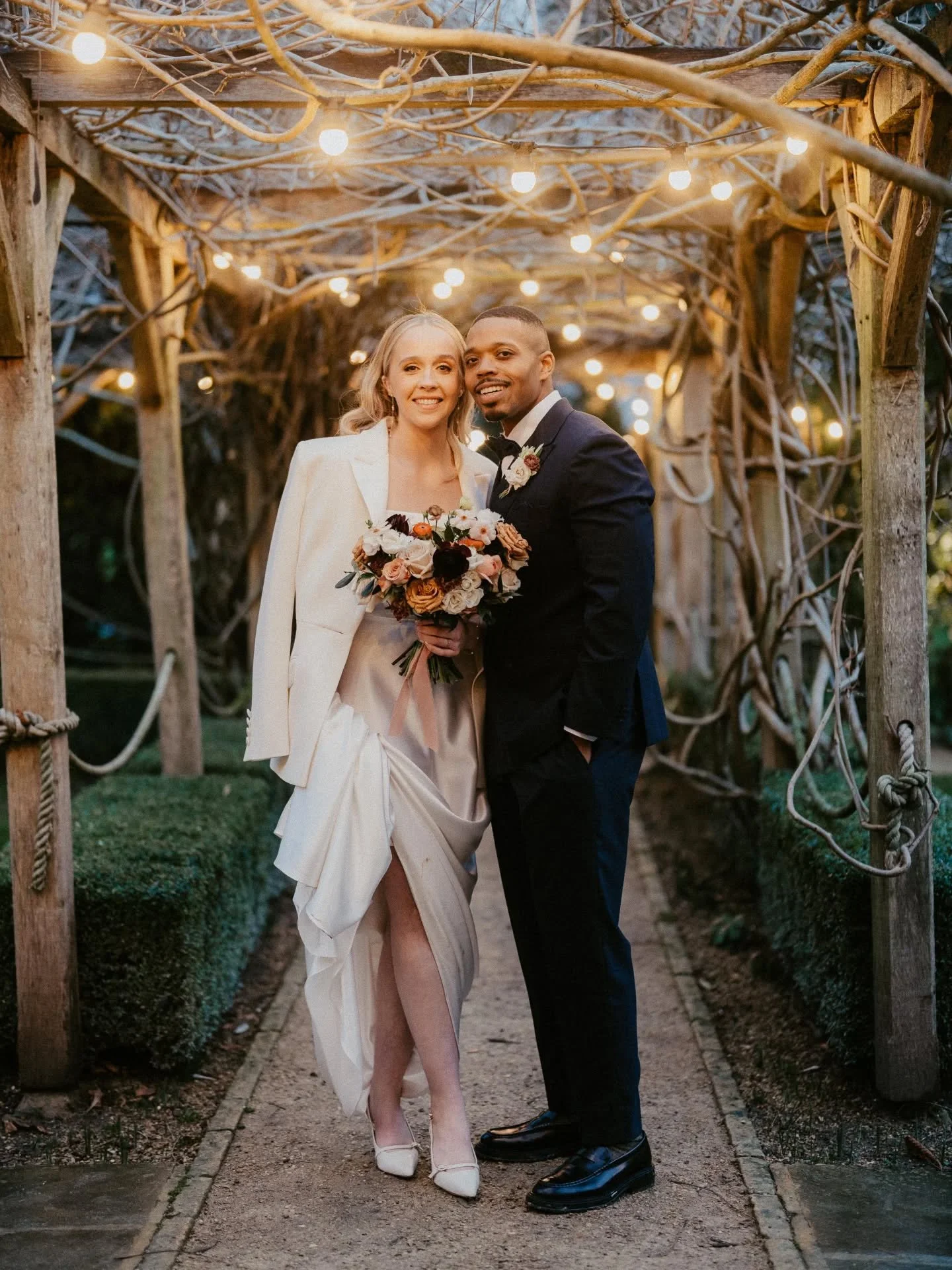Romantic festoon lighting for this gorgeous winter wedding.

How fab do these guys look?! Obsessed with Millie's blazer 😍

Photo @jonnygouldstonephoto 
Venue @tythebarnlaunton 
Stylist @katemarieeventstyling
Hair @oxfordshirebridalhairandmakeup 
MUA