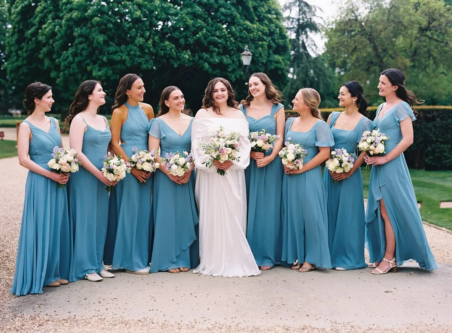 Alice &amp; her lovely bridesmaids. I do love the mix and match style of bridesmaid dresses. 

Photo @natasha_hurley 
Venue @offleyplace 
Mua @makeupbykaty_angelidi
Hair @alevmiller
Styling @misscarlysleandco_events 

#hertfordshire #bedfordshire #ma
