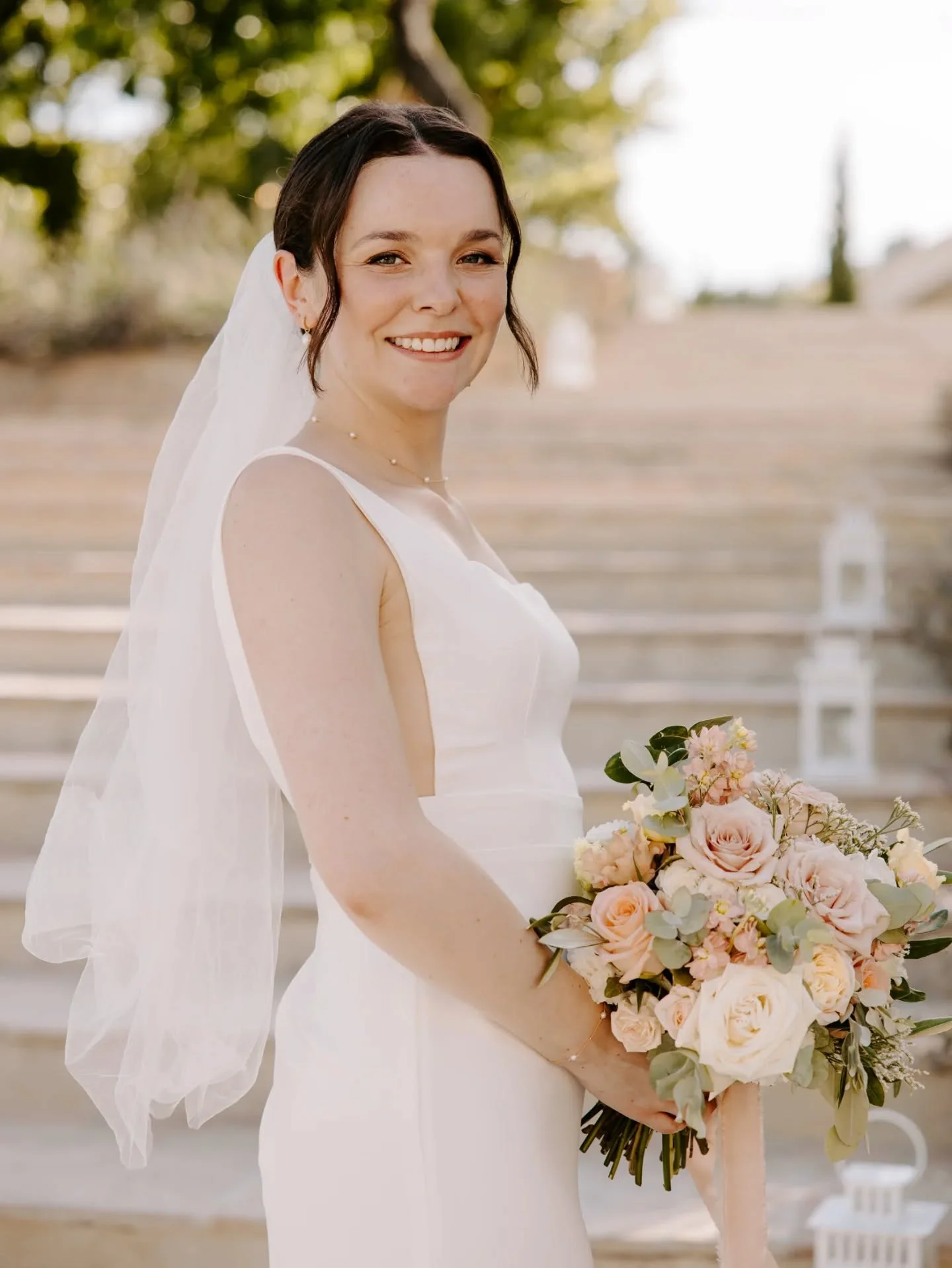 Throwback to my beautiful Sister's Italian wedding 😍 such a stunning location &amp; an amazing time! 🌸🌿

Venue @lestonghe 
Photo @kukushkina.photography 
Hair &amp; Mua @bridal_beauty_italy 
Dress @serendipitybrides 

#bridalbouquet #italianweddin