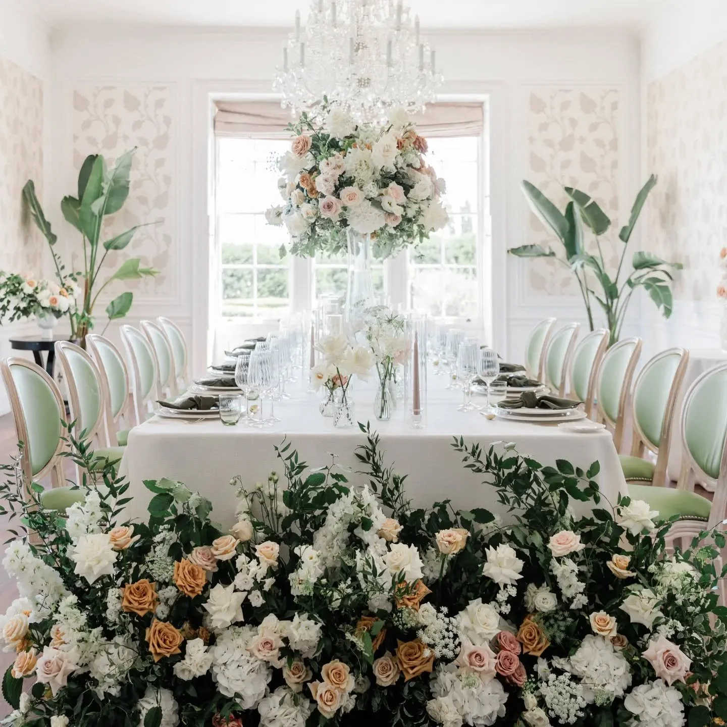 A stunning banquet table set up in this gorgeous light &amp; airy space 😍 how beautiful are those green chairs, they compliment the space &amp; florals perfectly. Styling makes all the difference when it comes to a table set up like this. 

Concept 