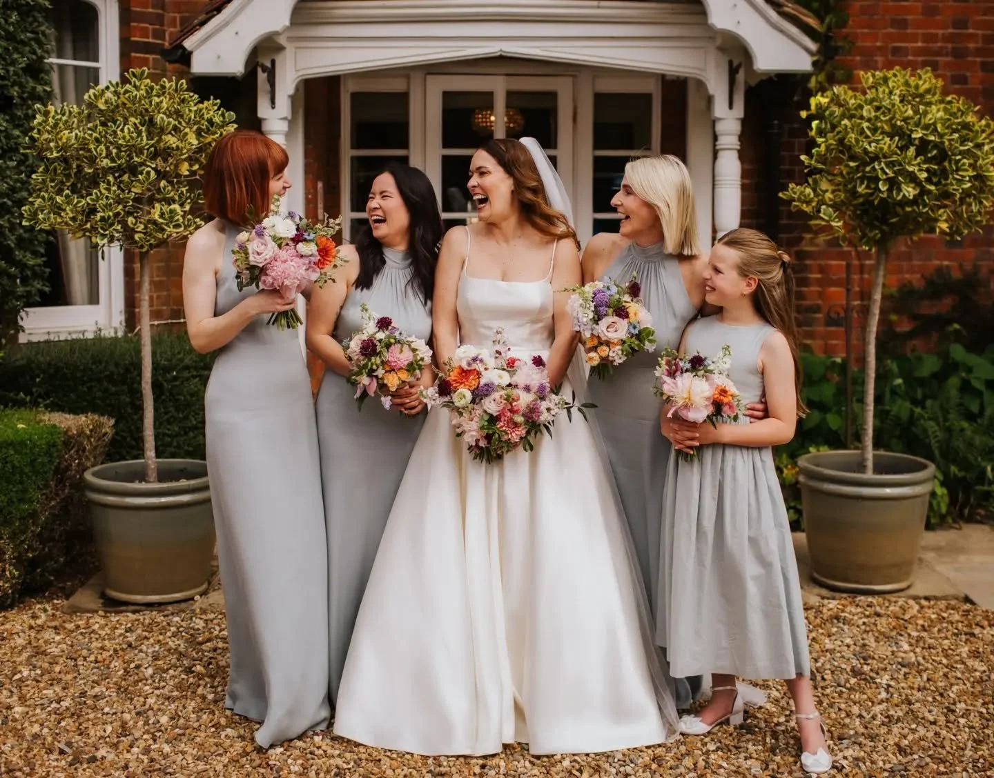 A little throwback to this gorgeous wedding at The Barns at Redcoats. I loved this colour palette and all the seasonal blooms we were able to use 😍

The inbox is full of lots of beautiful enquiries for next year &amp; beyond, if you're looking for y