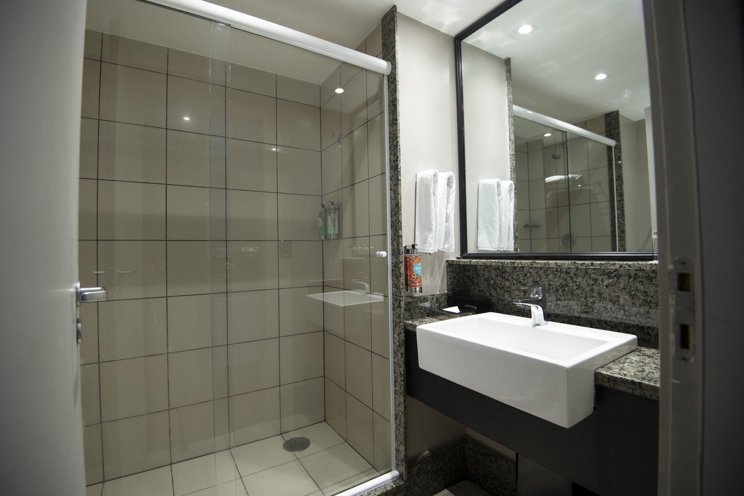 TWB - SUPERIOR TWIN (10).jpg