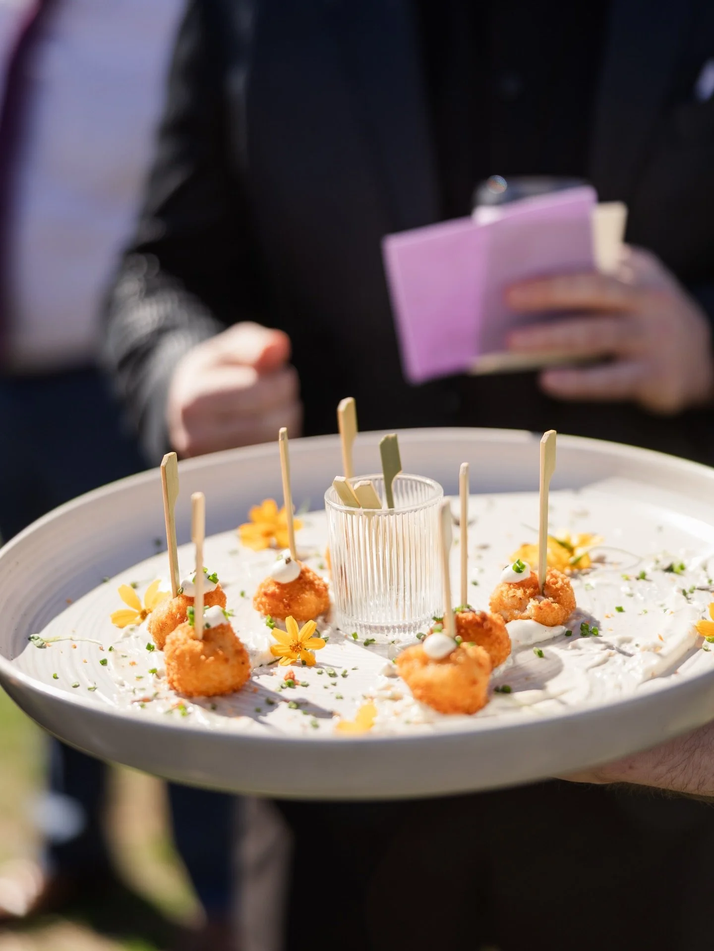 Brunch wedding supremacy. 
French toast, sliders, and cocktails before noon.
side note: our team carrying that cake like precious cargo. 

the team
planning @pearleventsaustin 
venue @peasepark 
cake @polkadotsatx 
photography @twofishweddings 
flora