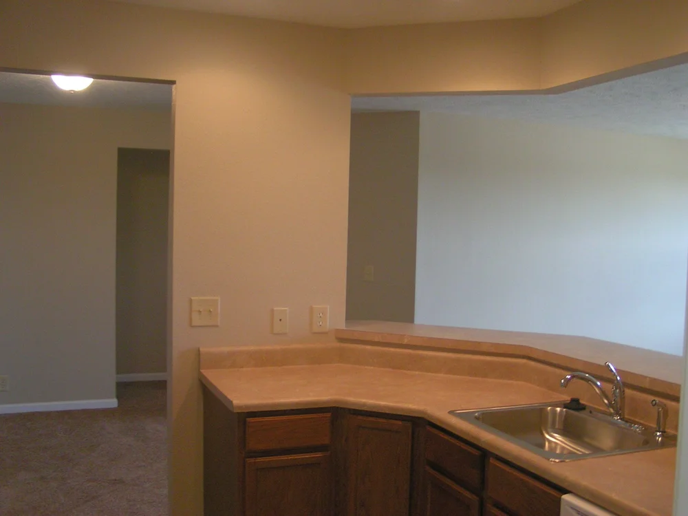 Beeson Court Apartments — M.R. Builder, LLC